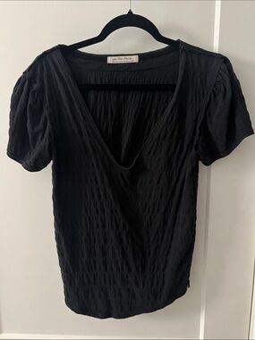 We The Free Black V-Neck Textured Puff Sleeve Tee